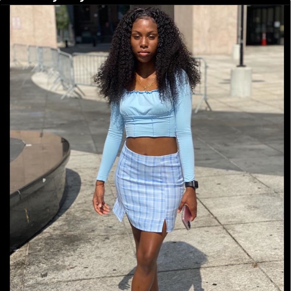 Blue plaid skirt - Picture 1 of 3